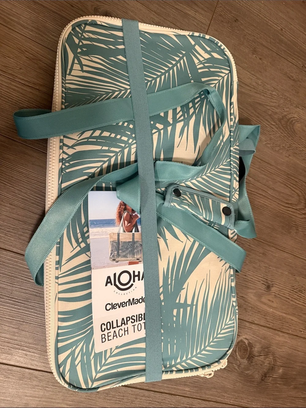 ALOHA Collection Teal Palm Print Beach Tote